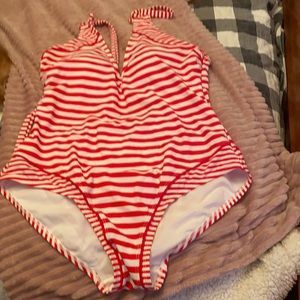 Ladies swim suit